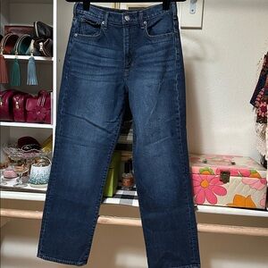 Gap Wide Straight Jeans size 28